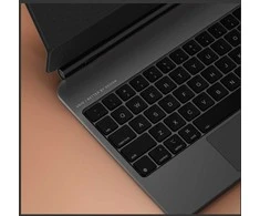 Planšetės dėklas klaviatūra iPad 11″ rudos spalvos magnetinis Uniq Venno Pro