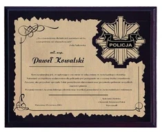 Plastikinis diplomas su laminuota graviravimu