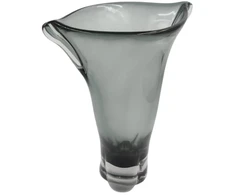 Rankšluostis Stiklinė vaza – 30×18×37 cm | Forma Lumo kolekcija