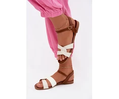 Rudos ir baltos basutės Step in style