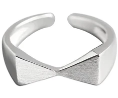 Sidabrinis žiedas Ribbon