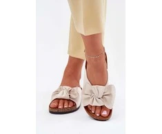 Šlepetės smėlio spalvos su kaspinu ir kamštiniu padu Step in Style