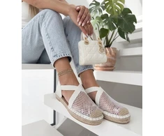 Smėlio spalvos espadrilės ant platformos