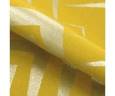 Staltiesė 140×300 cm su piramidžių raštu AH OXFORD