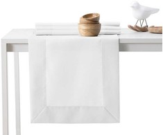 DecoKing Staltiesė 30×80 cm balta DK PURE