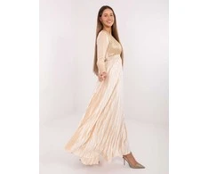 Suknelė šviesiai smėlio spalvos IT SK – elegancijai ir lengvumui kiekvieną dieną.