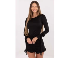 Suknelė vakarinė elegantiško kirpimo – išskirtinumui ypatingomis progomis.
