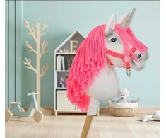 Vienaragis Hobby Horse lazdoje su neonine rožine karčiene ir sidabriniu ragu