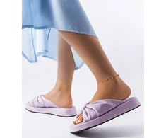 violetinės šlepetės