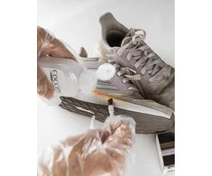 Priemonė pageltusiam sportinių batų padui atnaujinti – Coccine Sneakers Baltas Sole Restorer, 150 ml