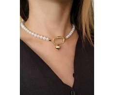 Handmade Rankų darbo klasikinis kaklo vėrinys su tikru gėlavandeniu perlu – 18 k auksu dengtu pakabuku, supakuotas į dovanų dėžutę