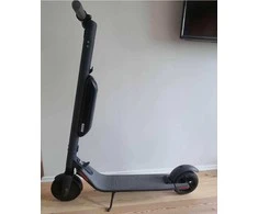 Elektrinis paspirtukas Ninebot Segway ES4 NAUDOTAS (Atnaujinta)