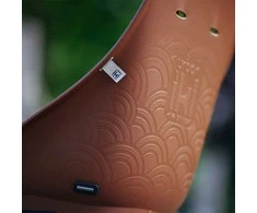 Children's chair URBAN IKI Ta-ke BIO, Haniwa Brown/Bincho Juodas, for luggage rack