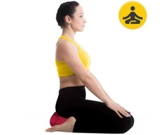 4Fizjo ZAFU meditacijos pagalvėlė, pusmėnulio formos, raudona