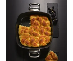Amt Gastroguss Didelis AMT kvadratinis puodas su nepridegančia danga, 28 cm, BE INDUKCIJOS