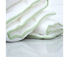 Antklodė COMCO ALOE VERA, 200 x 200 cm, imp. 100% poliesterio, užp. 100% poliesterio, 300g/m2