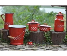 Artnik Retro emaliuotas puodas, 0,5L, su matavimo puodeliu, raudonas su taškeliais