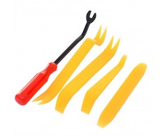 Kraftampdele Automobilinių spaustukų rinkinys Kraftdele KD10612 630 vnt,