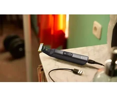 Barzdaskutė Philips OneBlade Pro 360 veidui + kūnui, QP6552/15, Juodos ir žalios spalvos