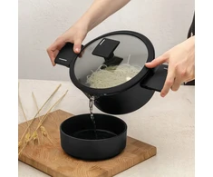Berlinger Haus Berlingerhaus puodas su dangčiu 20cm Matte Juodas