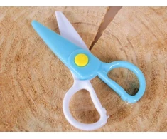 Bez Marki Plastikinės vaikiškos žirklės 12 cm