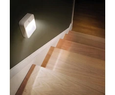 blurr LED NAKTINIS LEMPAS su prieblandos judesio jutikliu laiptams, koridoriui, vonios kambariui