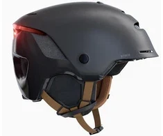 Btwin 900 miesto dviratininko šalmas su skydeliu ir galiniu žibintu