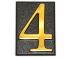 Buto numeris 4, 32 x 45 mm, plastikinis, aukso sp.