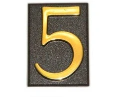 Buto numeris 5, 32 x 45 mm, plastikinis, aukso sp.