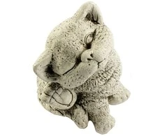 Cgodinho Sodo skulptūra Kačiukas kaso ausį 19cm