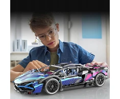 CYBERPUNK KONSTRUKCIJOS BLAKAI SUPER LENKTYNINĖMS AUTOMOBILIUI PASTATYTI