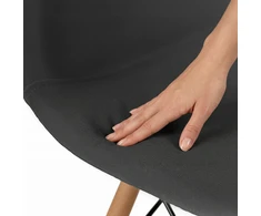FURNIFY | EIRA kėdė, 6 vnt., apmušta medinėmis kojelėmis | Juoda