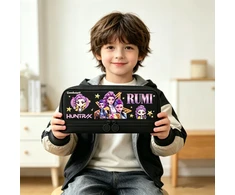 Goaduoynt Naujas RUMI K-POP DEMON HUNTERS SCHOOL PENCIBLE DĖKLAS DAUGIAI KOMPLEKTAVIMAS Juodas