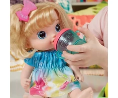 Hasbro Kūdikis gyvas, lėlių rinkinys vaisinių gėrimų, obuolių, dirbtinis citrusinių vaisių spaustuvas, geria ir šlapina savo sauskelnes, nuo 3 metų, šviesūs plaukai