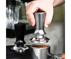 Kavos tamperis su kalibruota spyruokle Coffee Tamper 58mm + elektrinis ploviklis
