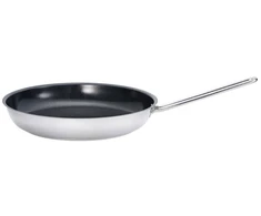 Keptuvių komplektas Fiskars 1070866, nerūdijantysis plienas