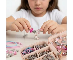 Kinderplay RINKINYS DARYTI APYNĖLEMS KORĖLĖMS PAPUOŠALŲ KARALIŲ DĖŽUTĖ