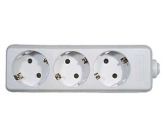 Kištukinių lizdų blokas su įžeminimu 3-viet./230V/16A baltas
