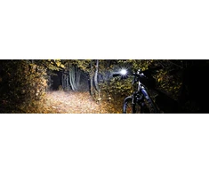 LED DVIRAČIO LEMPAS PRIEKINIS 1800 LUMENS GALINGAS + GALINIAI dviračio žibintai