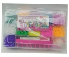 Madej Rinkinys kolorowych gumek na bransoletki ok 4500szt