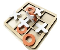 MEDINIS TIC-TAC-TOE ŽAIDIMAS VAIKAMS LOGINIS KULTO ŽAIDIMAS
