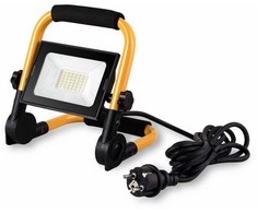 Nešiojamas LED prožektorius su stovu SPECTOR LIGHT, IP65, 50 W, 4000 K, 4500 lm, 120°