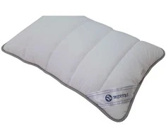 Pagalvė MERKYS dygsniuota, 50 x 70 cm, imp. 65% PES, 35% medv., užp. 100% PES kamuoliukų, 500g