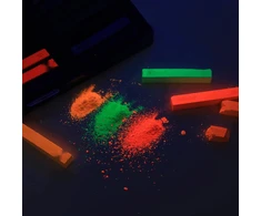 PASTELĖS KREIDOS RINKINYS IŠ 72 VIENŲ 70 SPALVŲ FLUORESCENTINIS Kvadratas