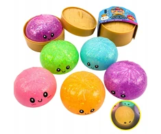 Pika Gniotek Anti-stress Dumpling XXL koldūnai - BLIZGĖS, SVETINČIAS TAMSOJE