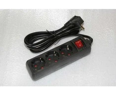Besk Prailgintuvas 3 lizdų 3m su jungikliu 3x1,5mm² juodas