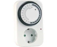 Spector Light Mechaninis laikmatis 24h/3680W baltas