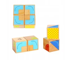 Tooky Toys Paimtas žaislinis medinis jutimo blokai Kūrybinė simetrija 4 PCS + brošiūra su modeliais FSC sertifikate