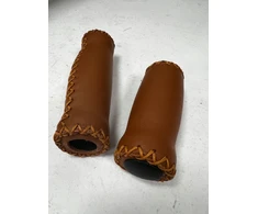 Velo Ergonomiškos odinės dviračio rankenos Ergo 130mm/100mm su kamštukais