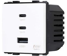 Greito krovimo rozetė Feelspot su USB+C+C jungtimis, 65W, balta